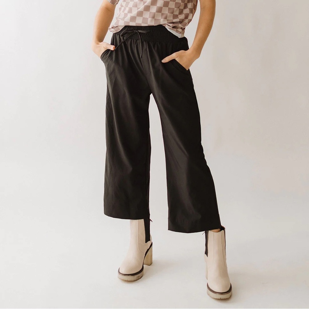 Albion Audrey Wide Leg Cropped Pants Petite